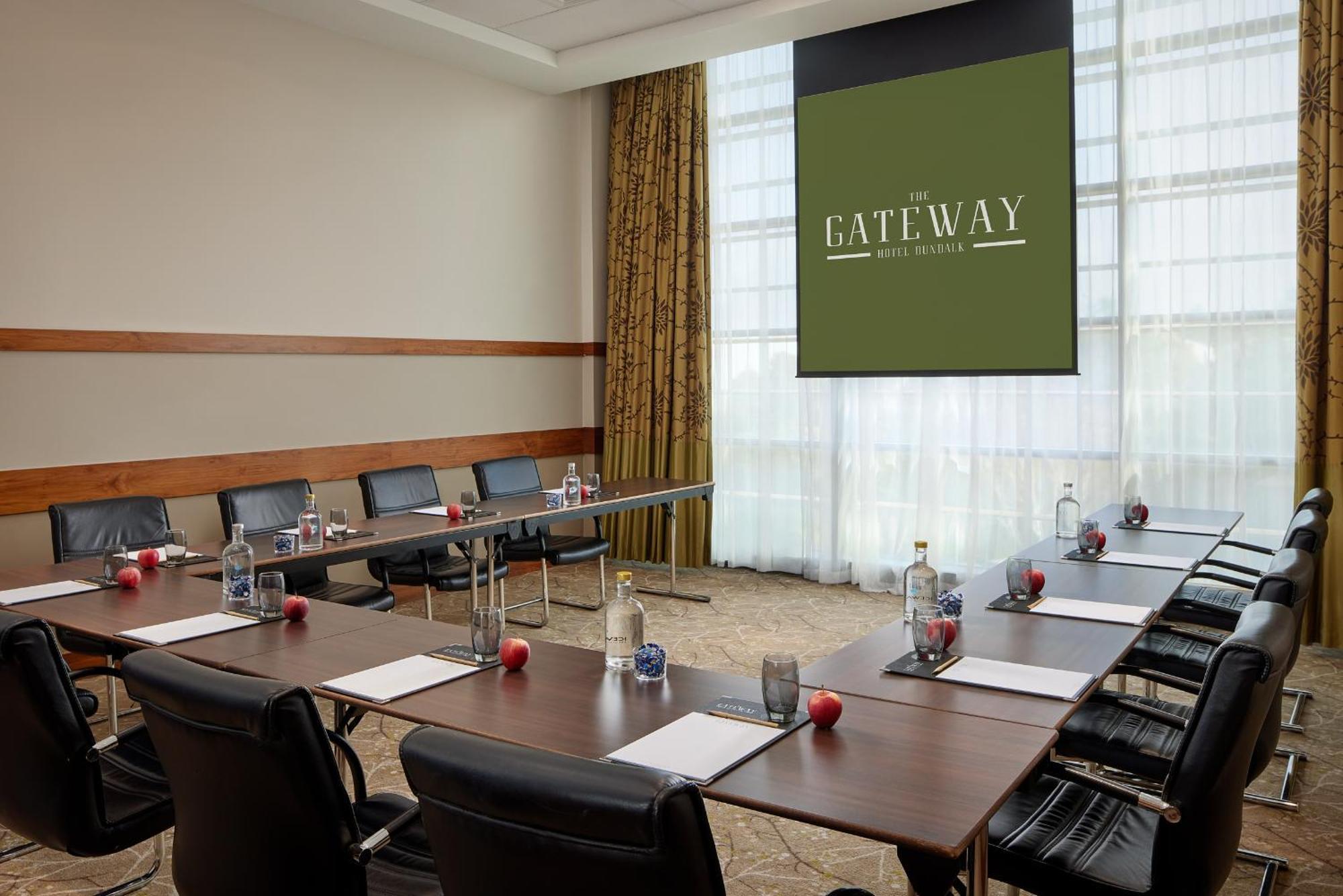 The Gateway Hotel Νταντάλκ Εξωτερικό φωτογραφία